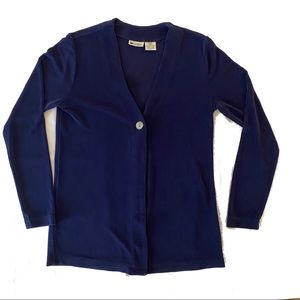 Chico’s Units Collection Navy One Button light weight knit Sweater Size Small